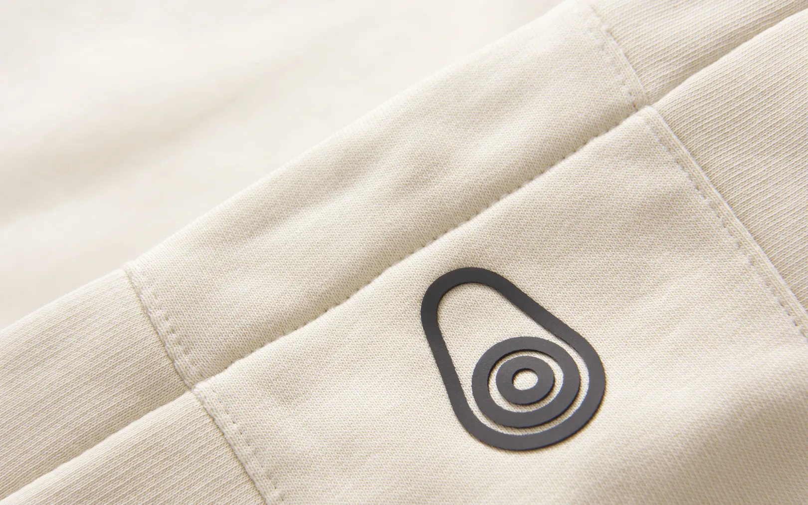 BOWMAN LOGO HOOD