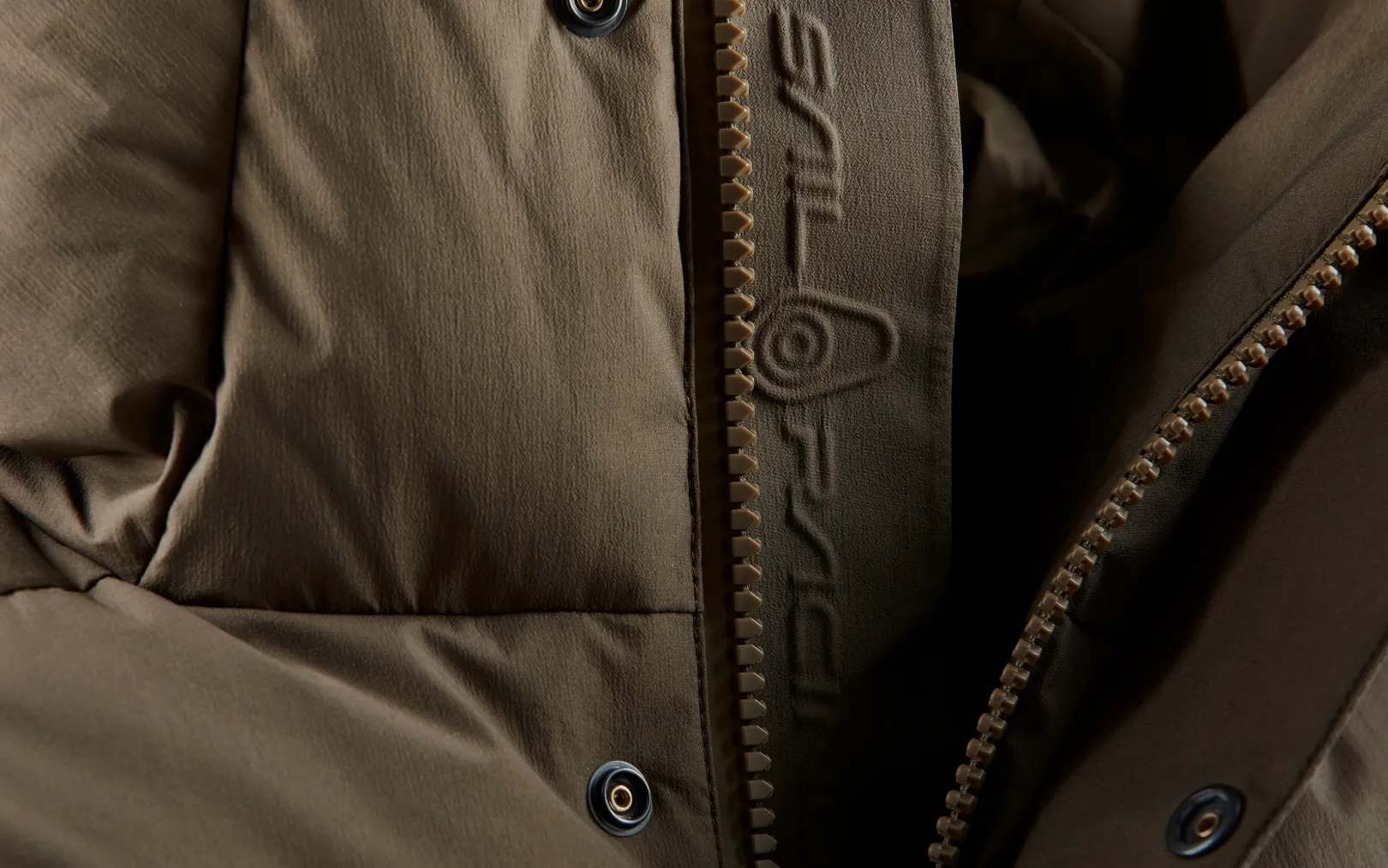 RACE EDITION DOWN PARKA