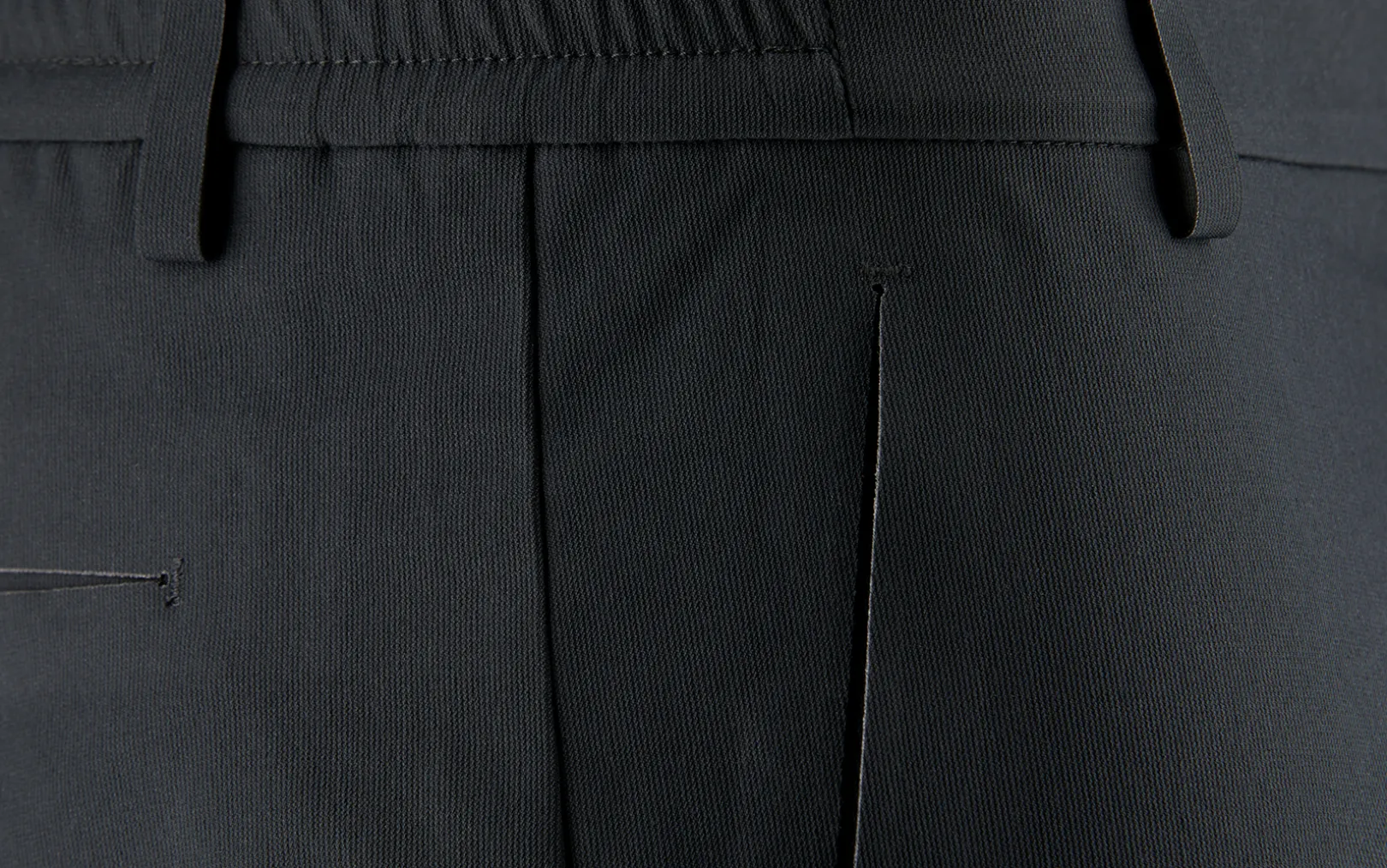 RACE EDITION TECH SHORTS