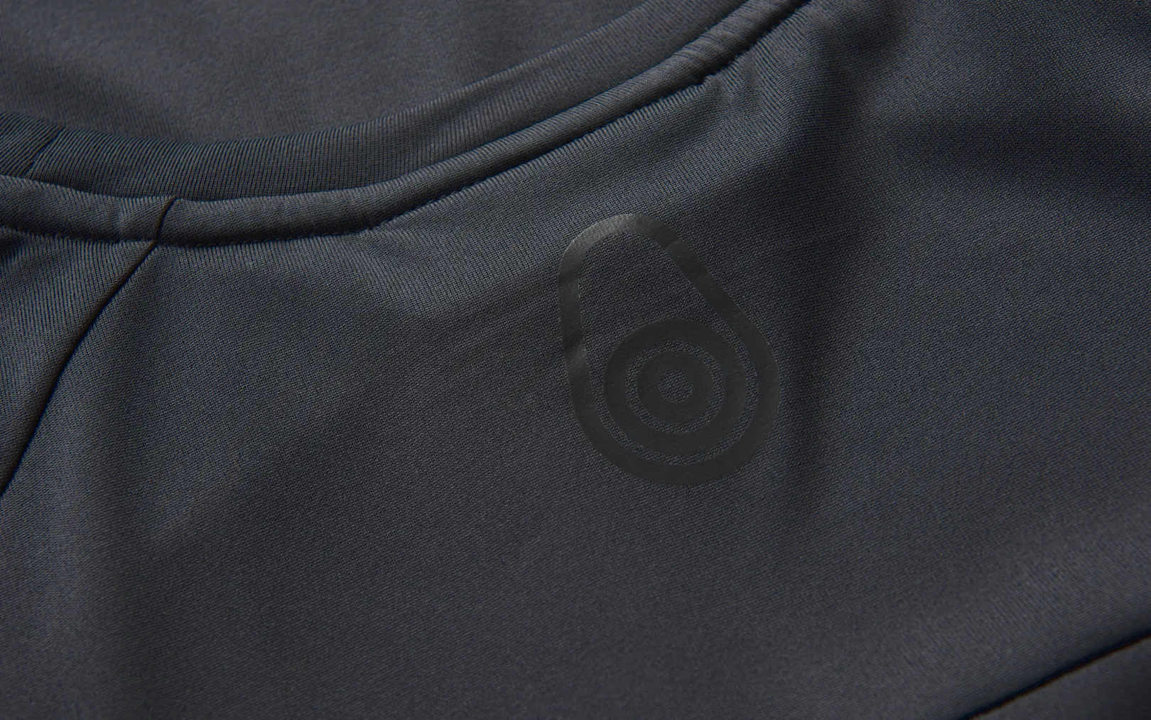 SPRAY TECHNICAL TEE