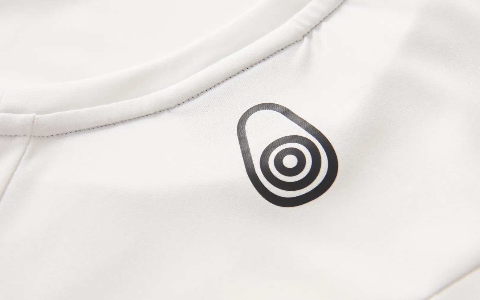 SPRAY TECHNICAL TEE