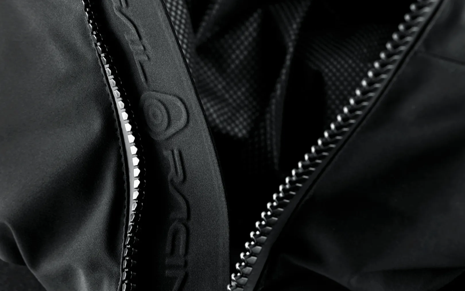 THE GORE TEX WOOL HOOD