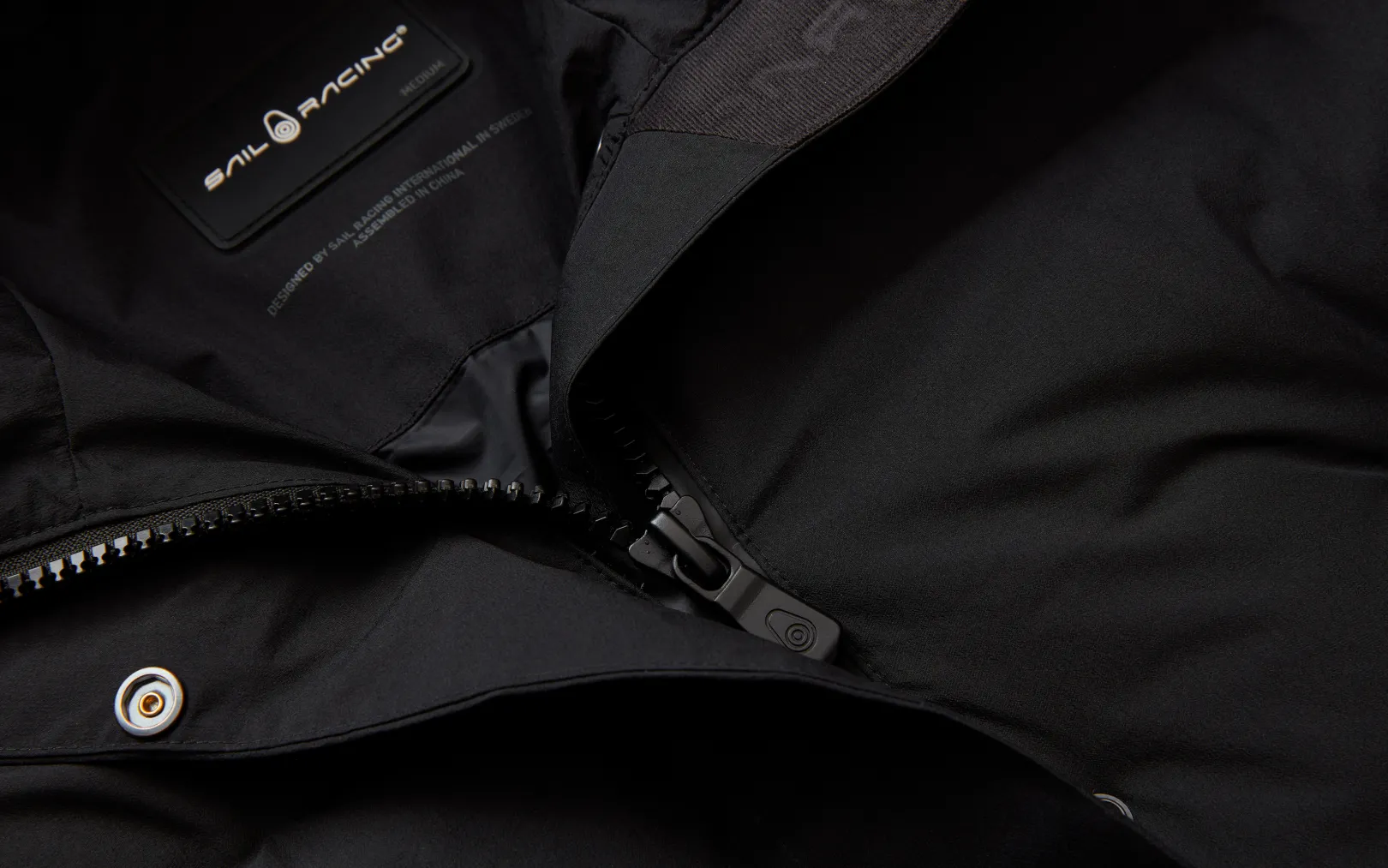 W RACE EDITION DOWN COAT