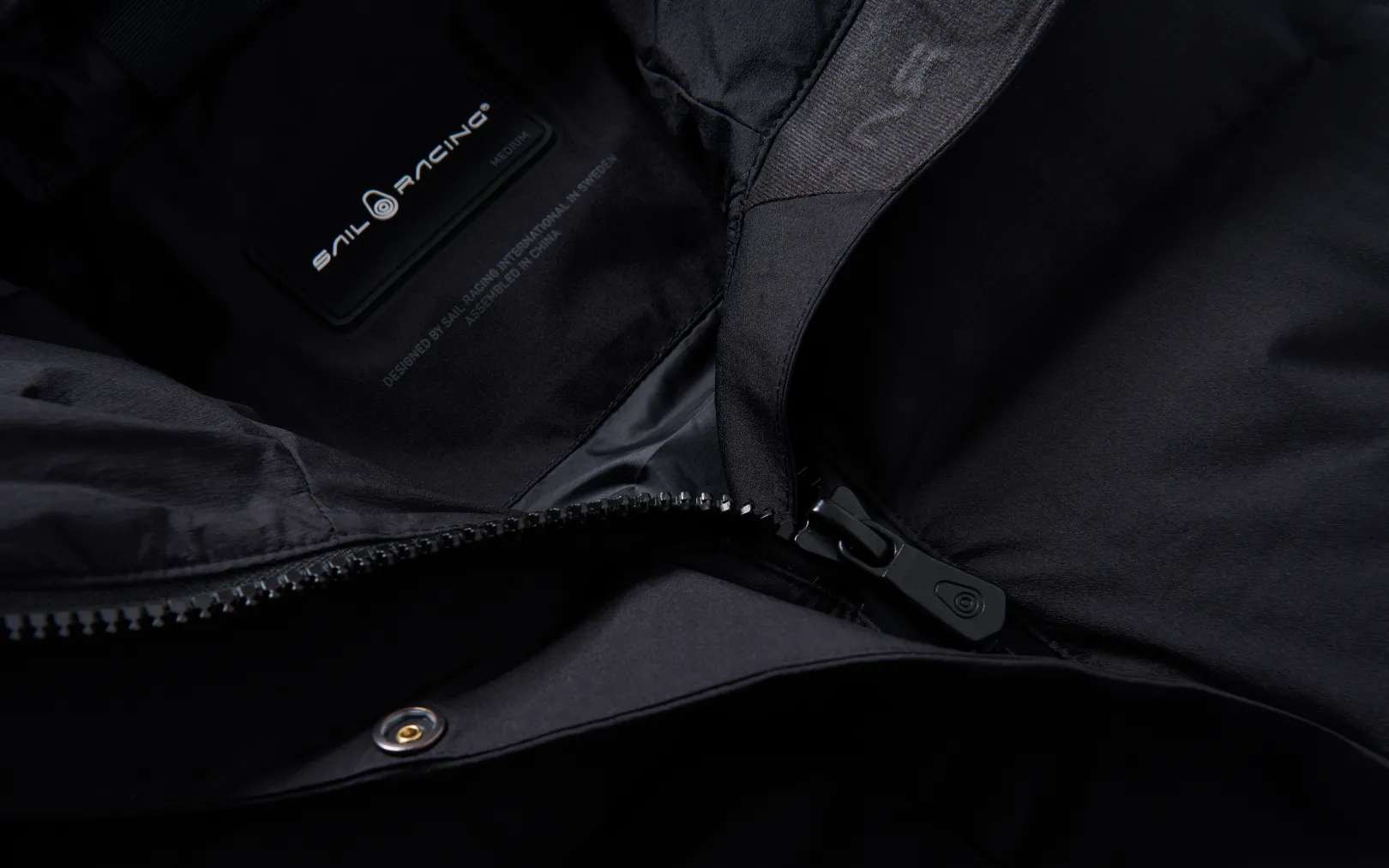 W RACE EDITION DOWN PARKA